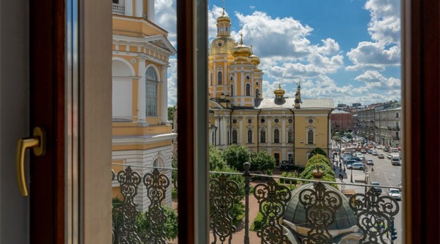 Двухместный номер с видом на Владимирский собор
